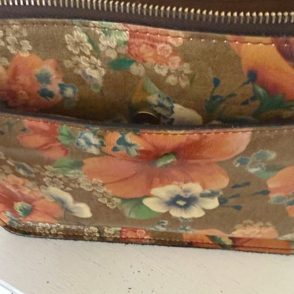 Patricia Nash Multicolor Floral Clutch - Picture 4 of 5